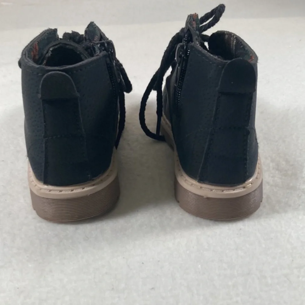 Kids Black Unisex Danglia Hiking Ankle Boots